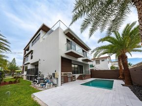5601 N Ocean Drive, Hollywood FL 33019
