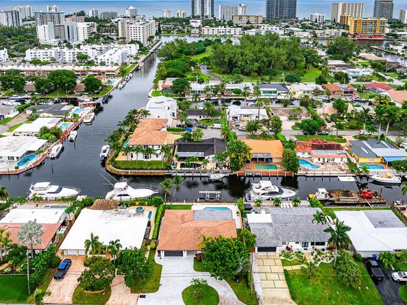 1250 NE 27th Terrace, Pompano Beach FL 33062