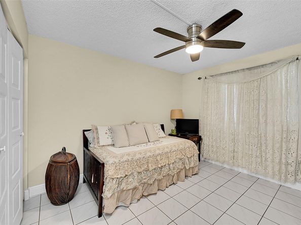 Undisclosed Address #FX-10529057, Plantation FL 33317