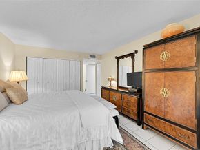 Undisclosed Address #FX-10529057, Plantation FL 33317