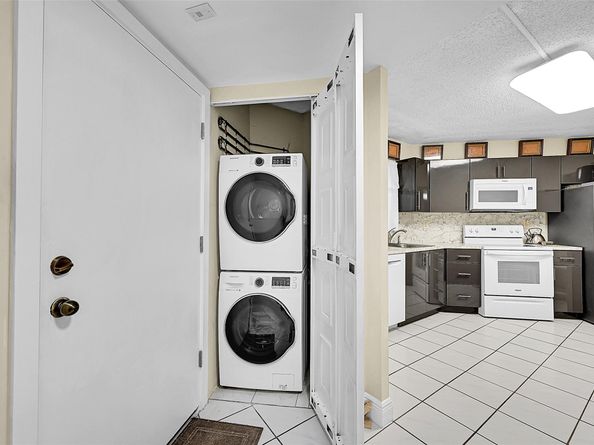 Undisclosed Address #FX-10529057, Plantation FL 33317