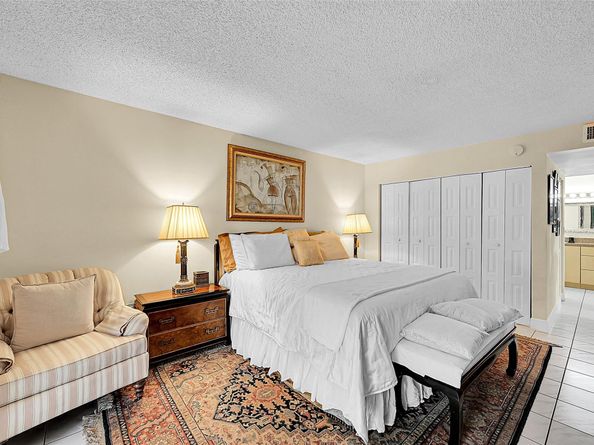 Undisclosed Address #FX-10529057, Plantation FL 33317