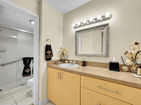 Undisclosed Address #FX-10529057, Plantation FL 33317