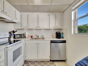 536 Fanshaw M, Boca Raton FL 33434