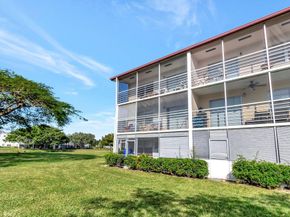 536 Fanshaw M, Boca Raton FL 33434
