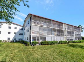 536 Fanshaw M, Boca Raton FL 33434