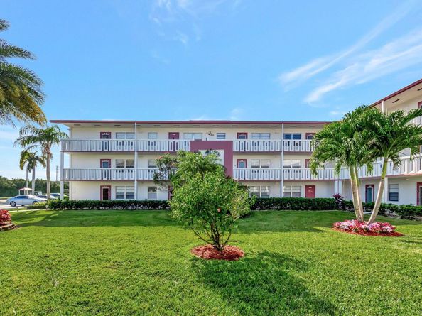 536 Fanshaw M, Boca Raton FL 33434