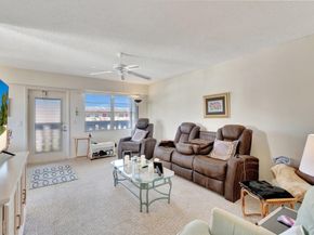 536 Fanshaw M, Boca Raton FL 33434