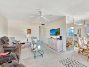 536 Fanshaw M, Boca Raton FL 33434