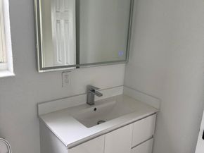 5264 NE 15th Ave, Pompano Beach FL 33064