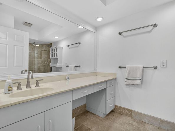 824 Ocean Dunes Circle 824, Jupiter FL 33477