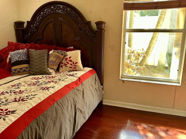 5200 Rising Comet Lane, Greenacres FL 33463