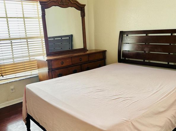 5200 Rising Comet Lane, Greenacres FL 33463