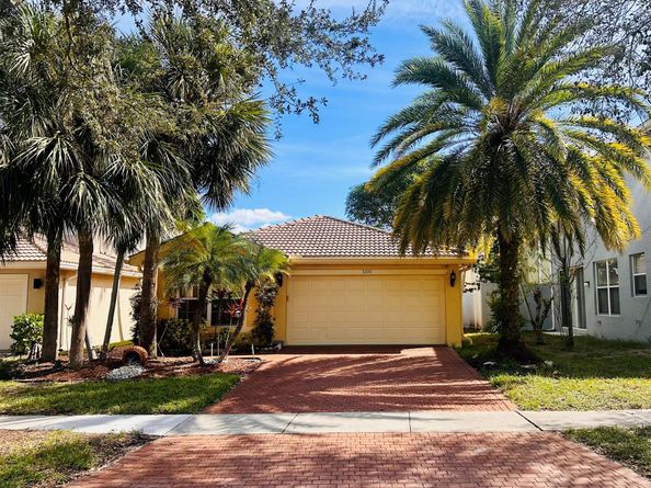 5200 Rising Comet Lane, Greenacres FL 33463