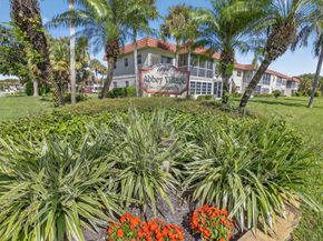 10 Willowbrook Lane 204, Delray Beach FL 33446