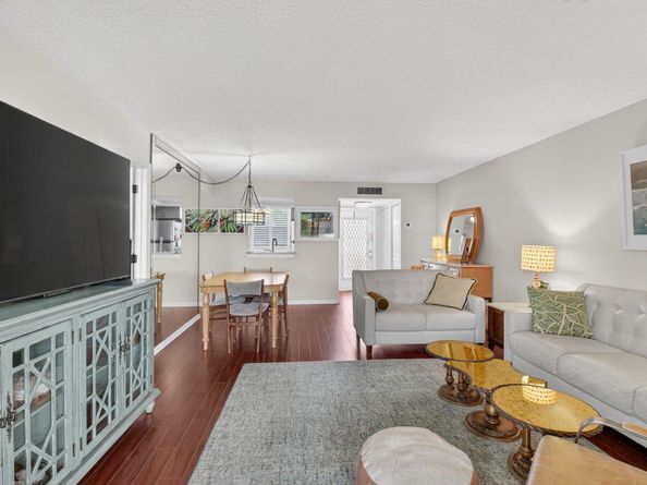 10 Willowbrook Lane 204, Delray Beach FL 33446