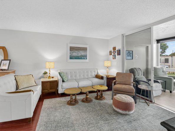 10 Willowbrook Lane 204, Delray Beach FL 33446