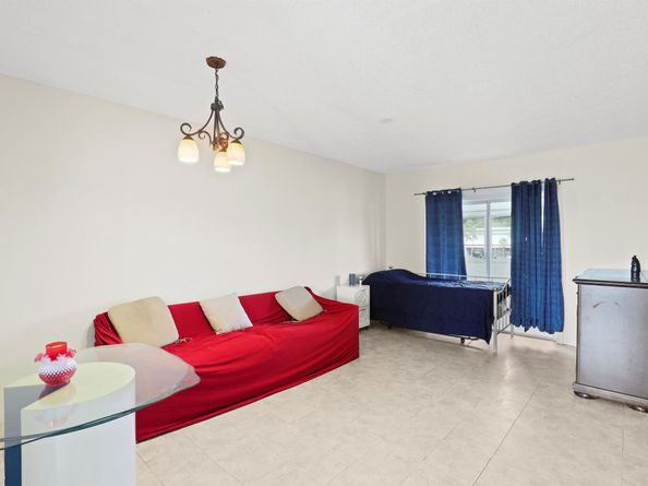 1113 Lake Terrace 208, Boynton Beach FL 33426