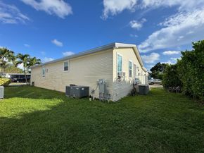 1451 Michelle Dr N Lot 34, West Palm Beach FL 33401