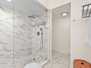 3322 Casseekey Island Road 302, Jupiter FL 33477