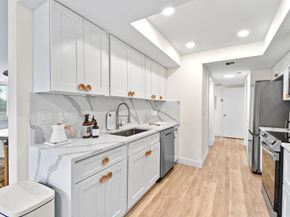 3322 Casseekey Island Road 302, Jupiter FL 33477