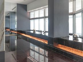 335 S Biscayne Blvd 2400, Miami FL 33131