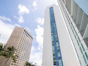 335 S Biscayne Blvd 2400, Miami FL 33131