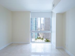 335 S Biscayne Blvd 2400, Miami FL 33131