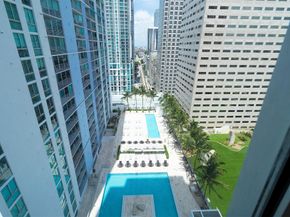 335 S Biscayne Blvd 2400, Miami FL 33131