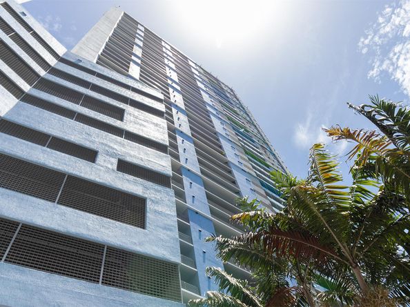 335 S Biscayne Blvd 2400, Miami FL 33131