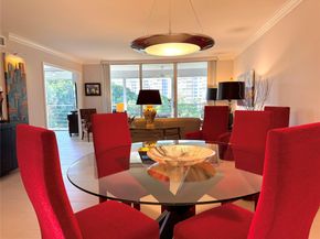 545 Oaks Ln 410, Pompano Beach FL 33069