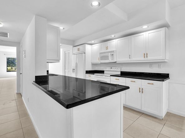 900 Greensward Lane 103G, Delray Beach FL 33445
