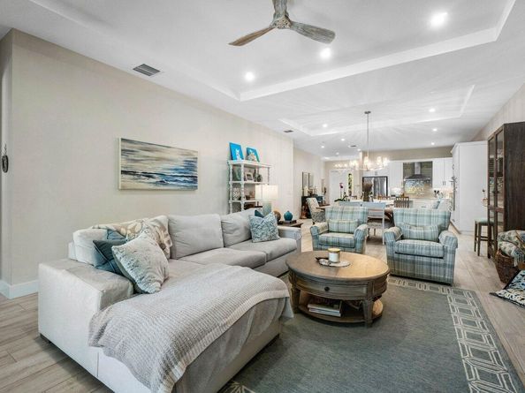 3049 Safflower Circle, West Palm Beach FL 33401
