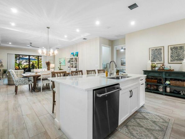 3049 Safflower Circle, West Palm Beach FL 33401
