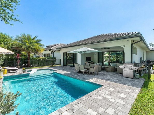 3049 Safflower Circle, West Palm Beach FL 33401