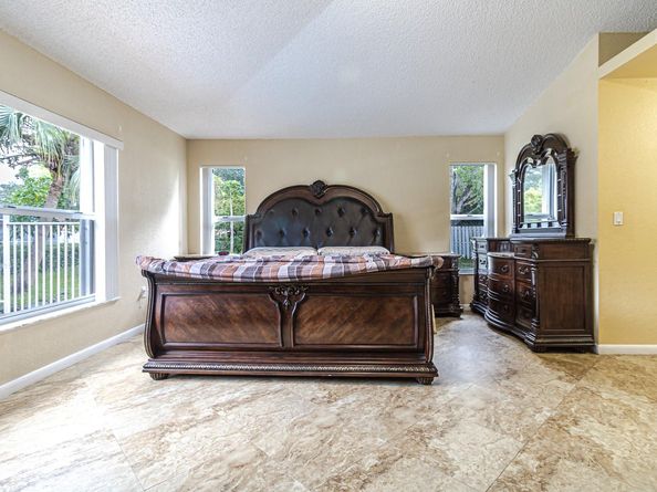 13063 NW 11th Ct, Sunrise FL 33323