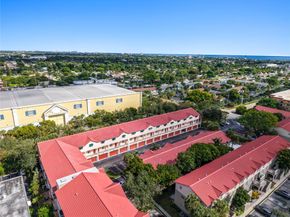 2453 NE 14th Street Cswy, Pompano Beach FL 33062