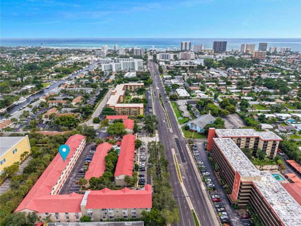 2453 NE 14th Street Cswy, Pompano Beach FL 33062