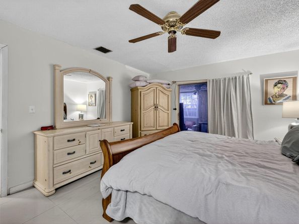 6133 SW 5th Street, Margate FL 33068