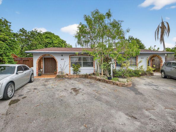 6133 SW 5th Street, Margate FL 33068