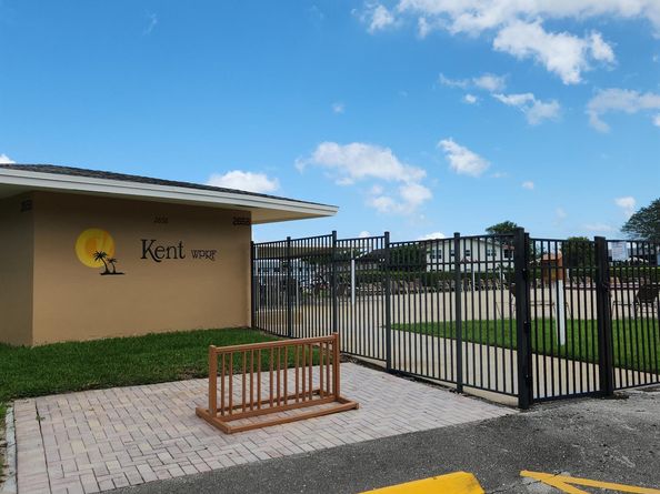 173 Kent J, West Palm Beach FL 33417