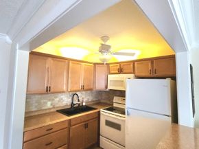 173 Kent J, West Palm Beach FL 33417