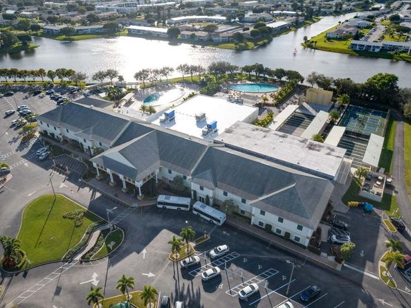 173 Kent J, West Palm Beach FL 33417