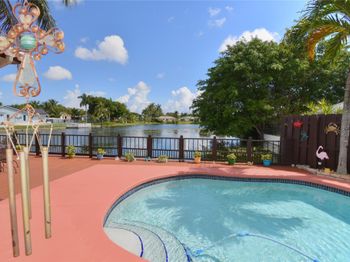 4148 NW 19th Ter