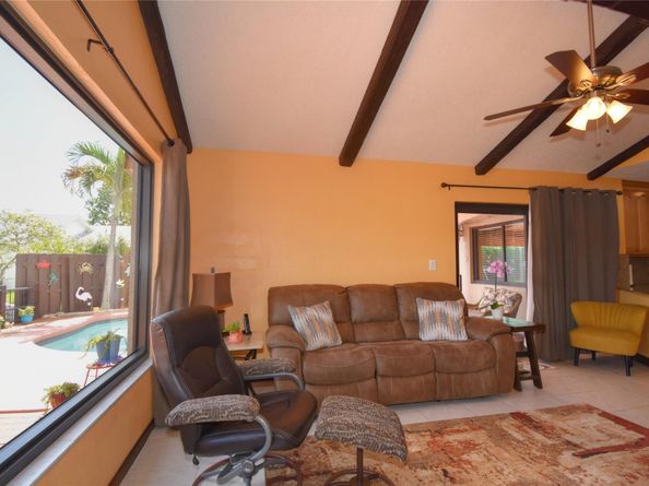 4148 NW 19th Ter, Oakland Park FL 33309