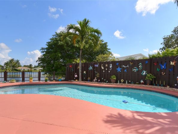 4148 NW 19th Ter, Oakland Park FL 33309