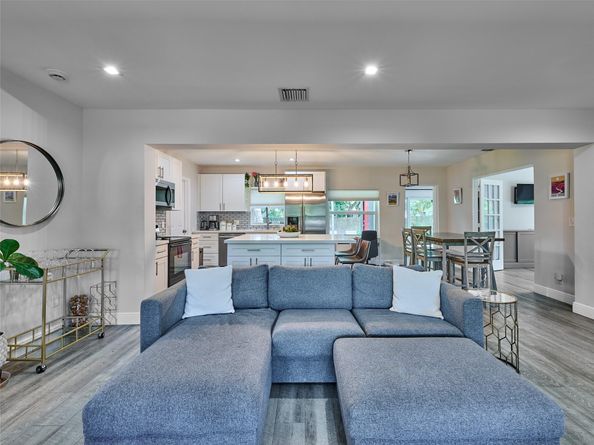 801 NE 15th St, Fort Lauderdale FL 33304