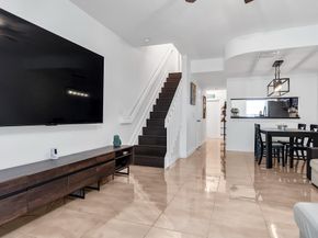 12 Fleming Court, Weston FL 33326