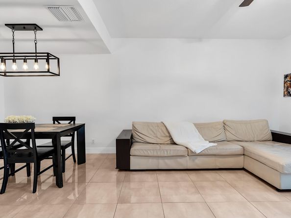 12 Fleming Court, Weston FL 33326