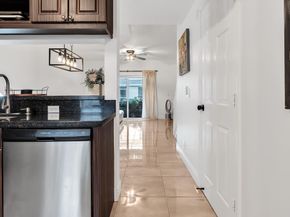 12 Fleming Court, Weston FL 33326